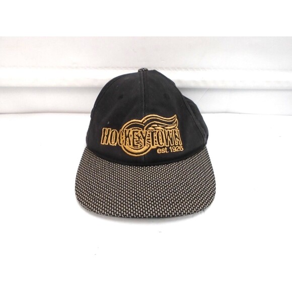 Vintage Detroit Red Wings Hat Cap Strap NHL CCM Hockey Textured Made in Canada - Picture 1 of 8